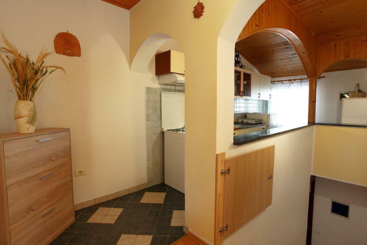 Apartment Svobode イゾラ エクステリア 写真